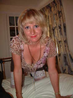 woman located in Carlisle nude pics