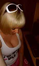horny milfs in Newville 